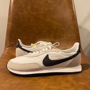 Brand New Nike Waffle Trainer 2